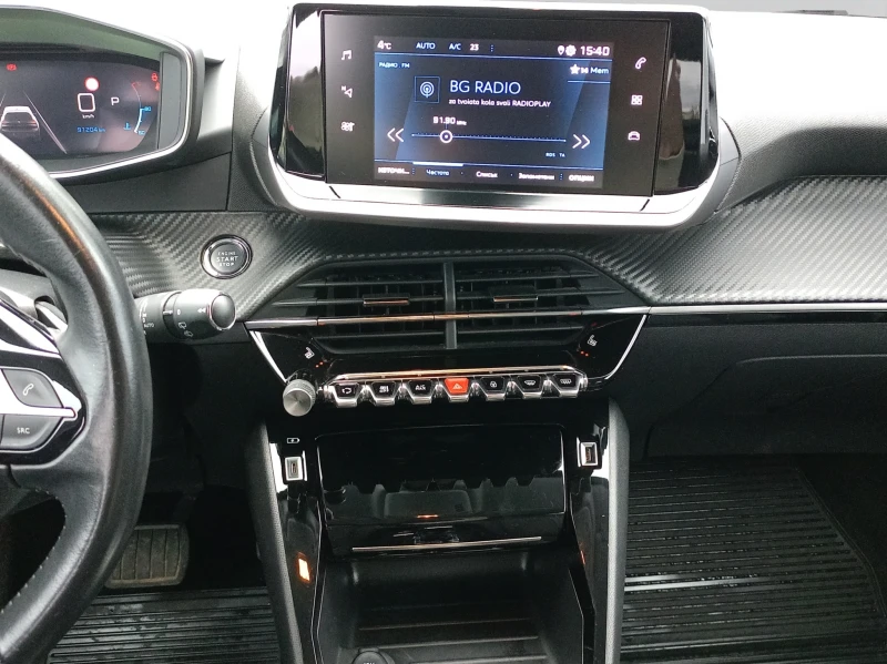 Peugeot 208 NEW ALLURE 1.2 PureTech 130 EAT8 EURO 6, снимка 12 - Автомобили и джипове - 53336805