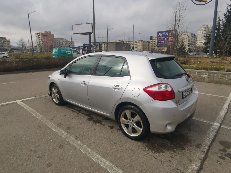 Toyota Auris, снимка 7 - Автомобили и джипове - 53437360