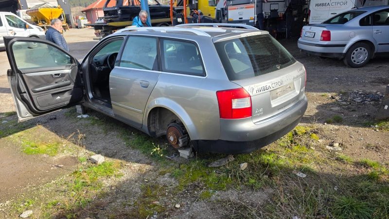 Audi A4, снимка 2 - Автомобили и джипове - 53532360