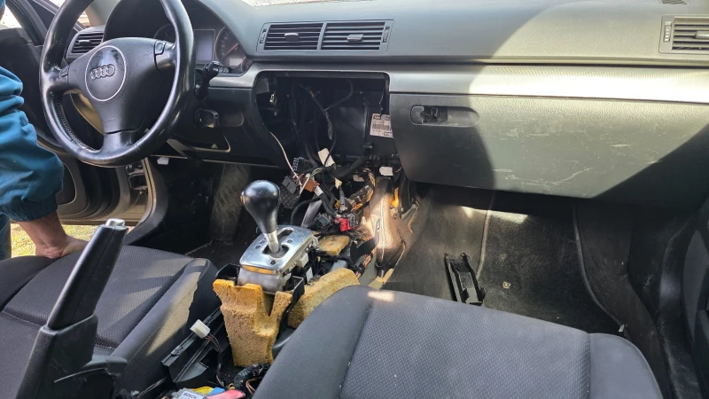 Audi A4, снимка 7 - Автомобили и джипове - 53532360