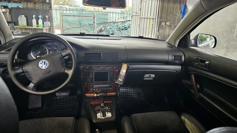 VW Passat, снимка 10 - Автомобили и джипове - 53586150