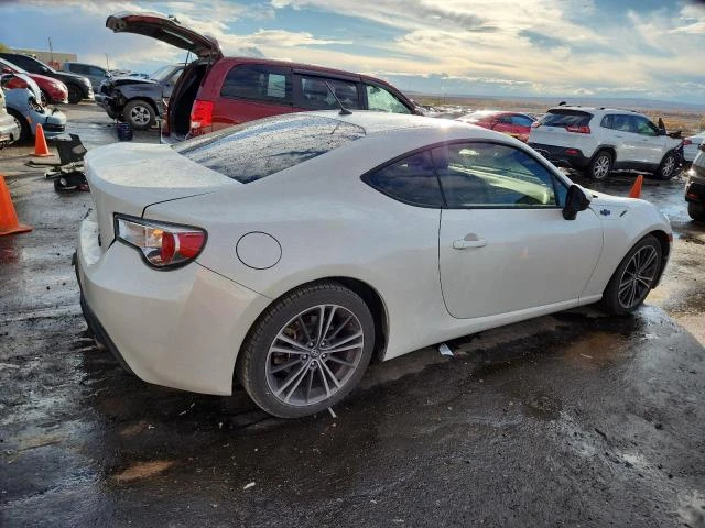 Toyota Scion 2.0L 4 Rear-wheel drive, снимка 5 - Автомобили и джипове - 53013828