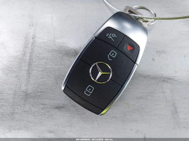 Mercedes-Benz EQB 300 4MATIC* ГРАДУШКА* ПЪЛНА ИСТОРИЯ, снимка 11 - Автомобили и джипове - 55175806