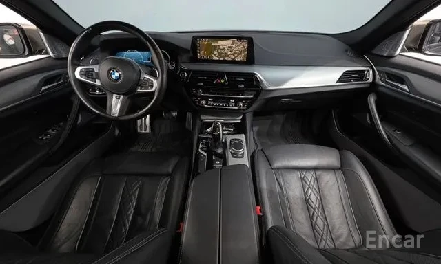 BMW 550 M550d xDrive | Подгрев| Обдухване| Soft close| , снимка 6 - Автомобили и джипове - 55629846