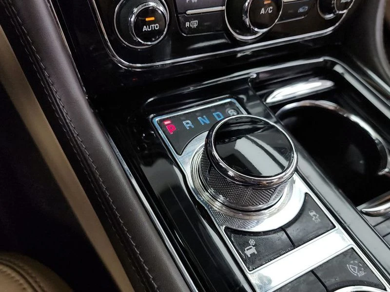 Jaguar Xj 3.0 Automatic, снимка 9 - Автомобили и джипове - 55926414