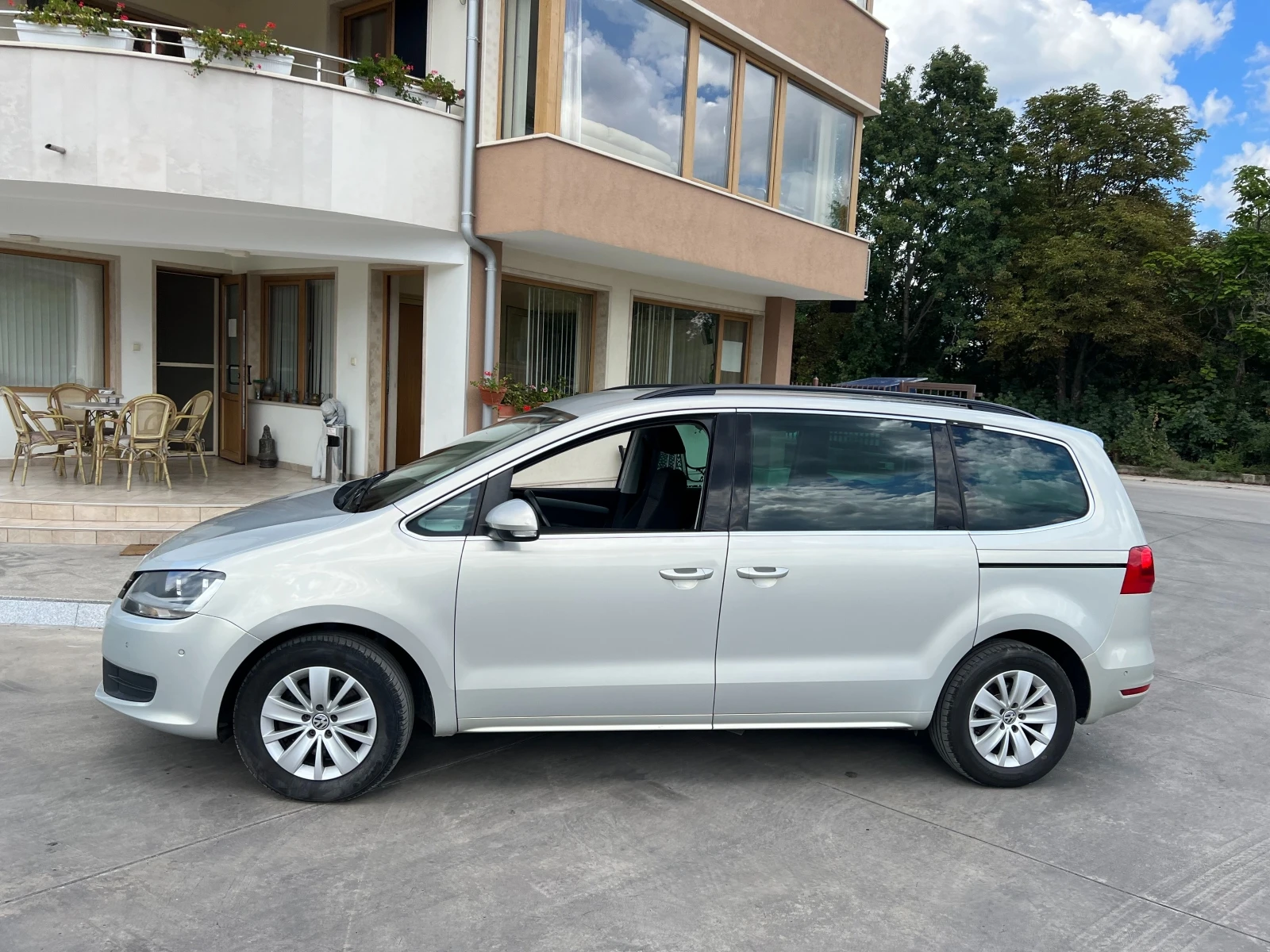 VW Sharan 2.0 DSG  - изображение 3