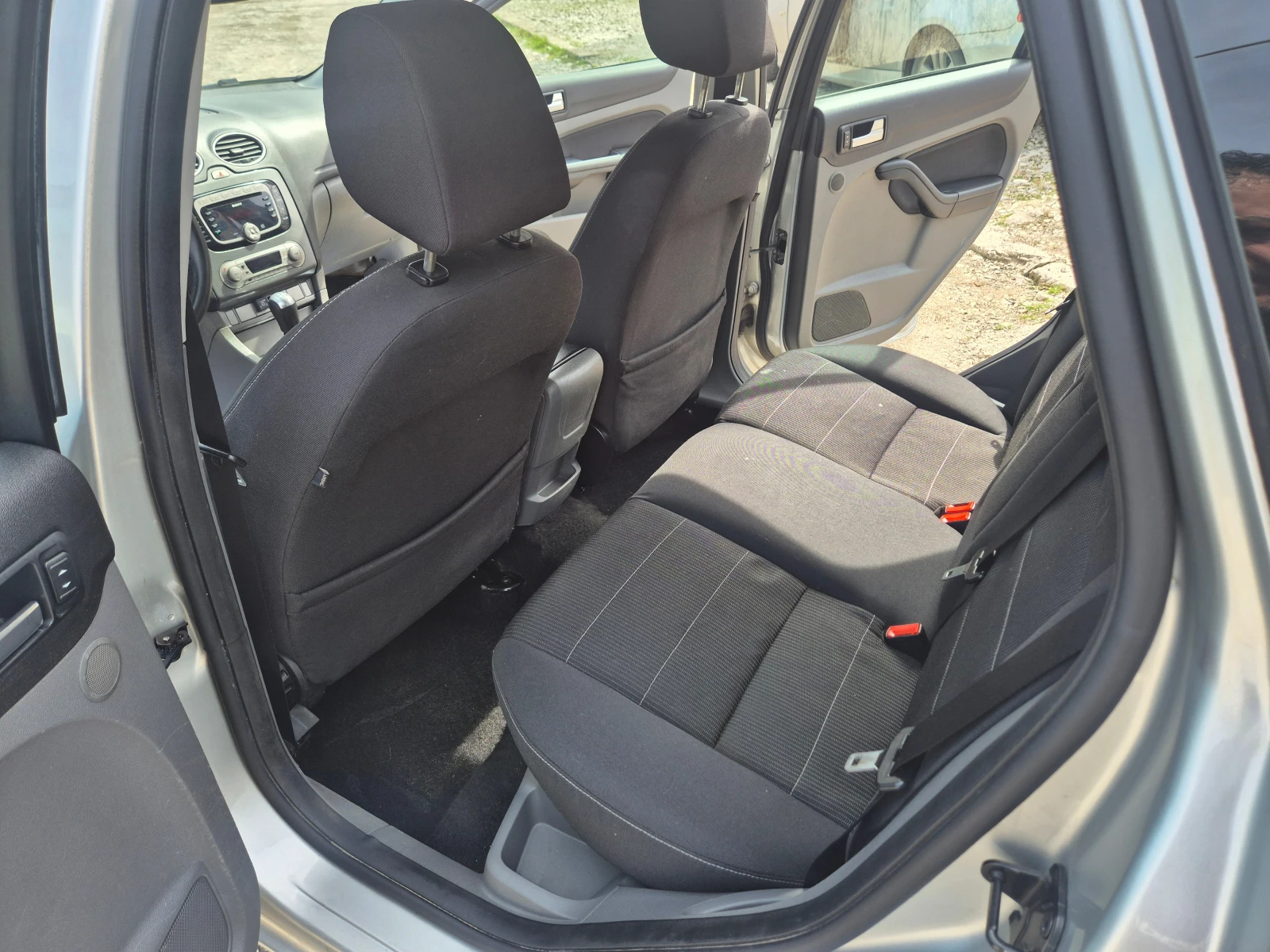 Ford Focus 1.6i GAS, 116k.s | Mobile.bg — изображение 12