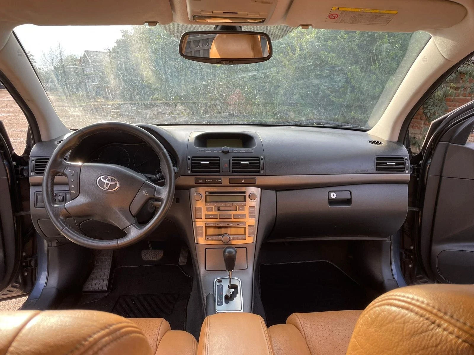 Toyota Avensis 1.8 VVTI АВТОМАТИК - изображение 9