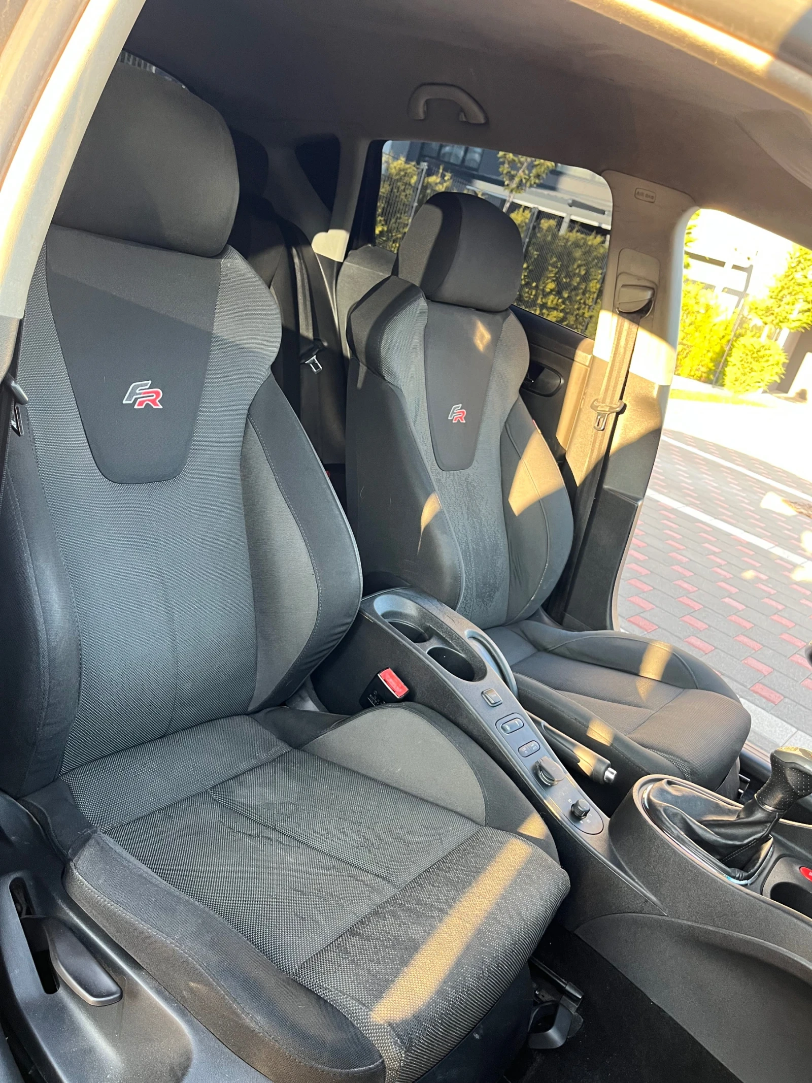 Seat Leon Seat Leon 2.0 FR - изображение 9