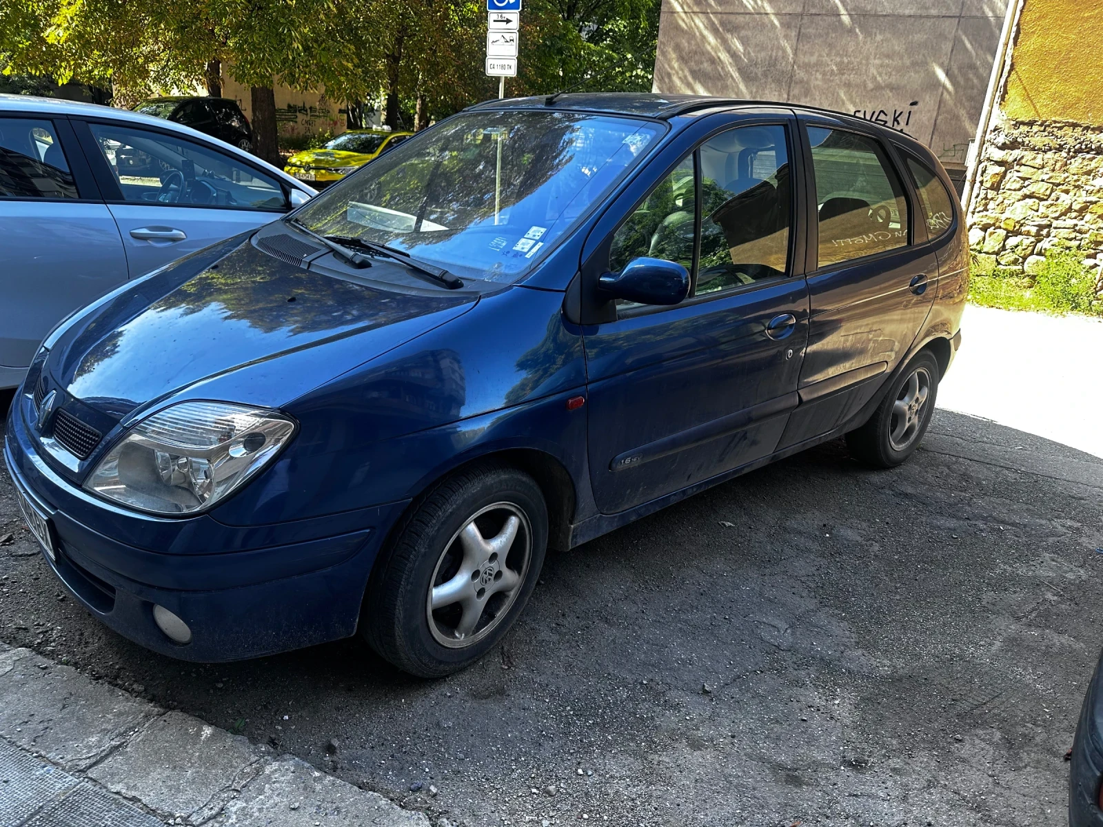 Renault Scenic  - изображение 2