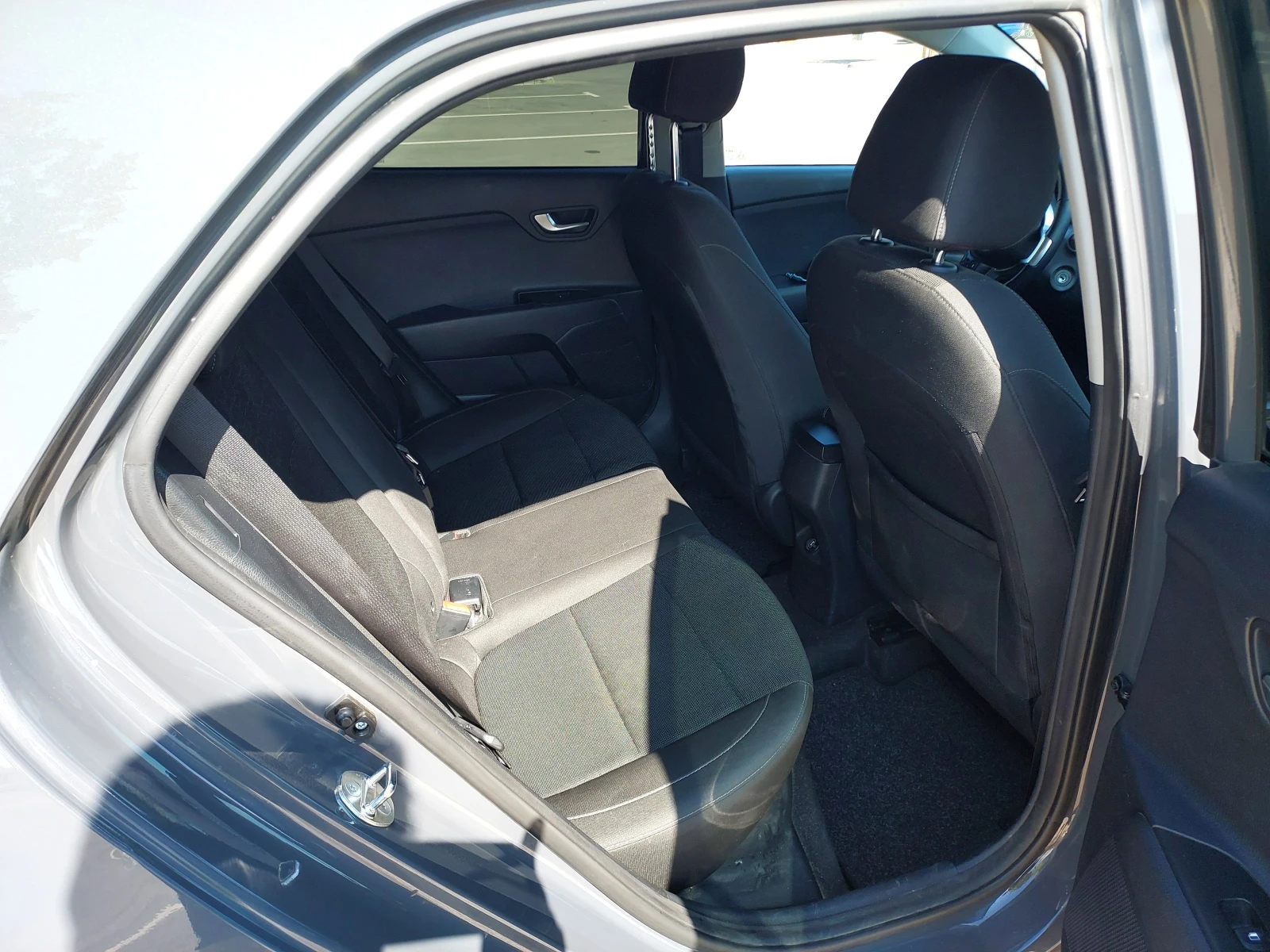 Kia Rio FL 1.0 LX 7AT 5D | Mobile.bg — изображение 10