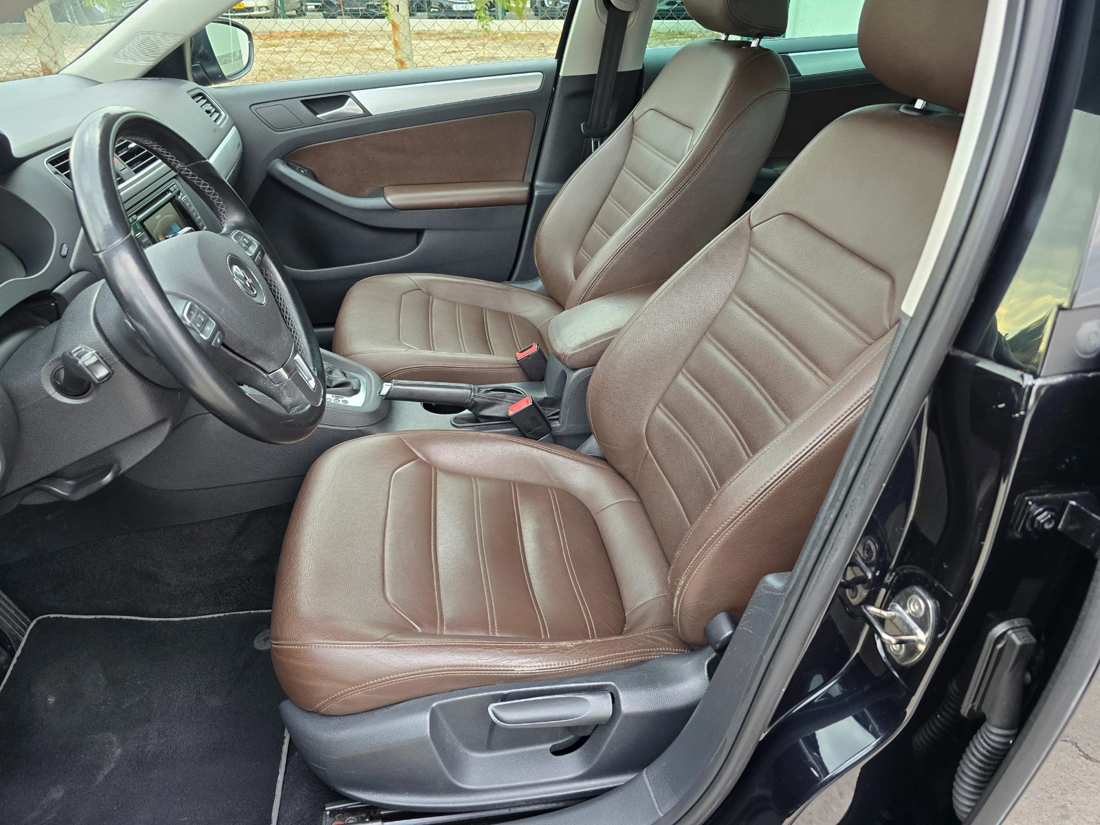VW Jetta 1.4 - изображение 9