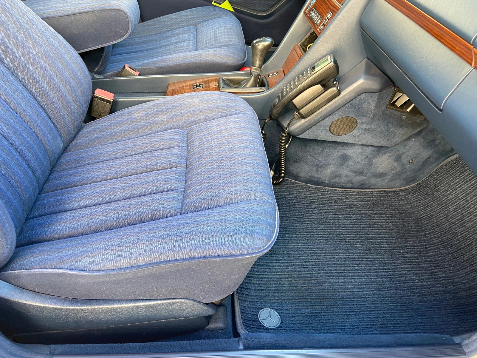 Mercedes-Benz 124 260E - изображение 6