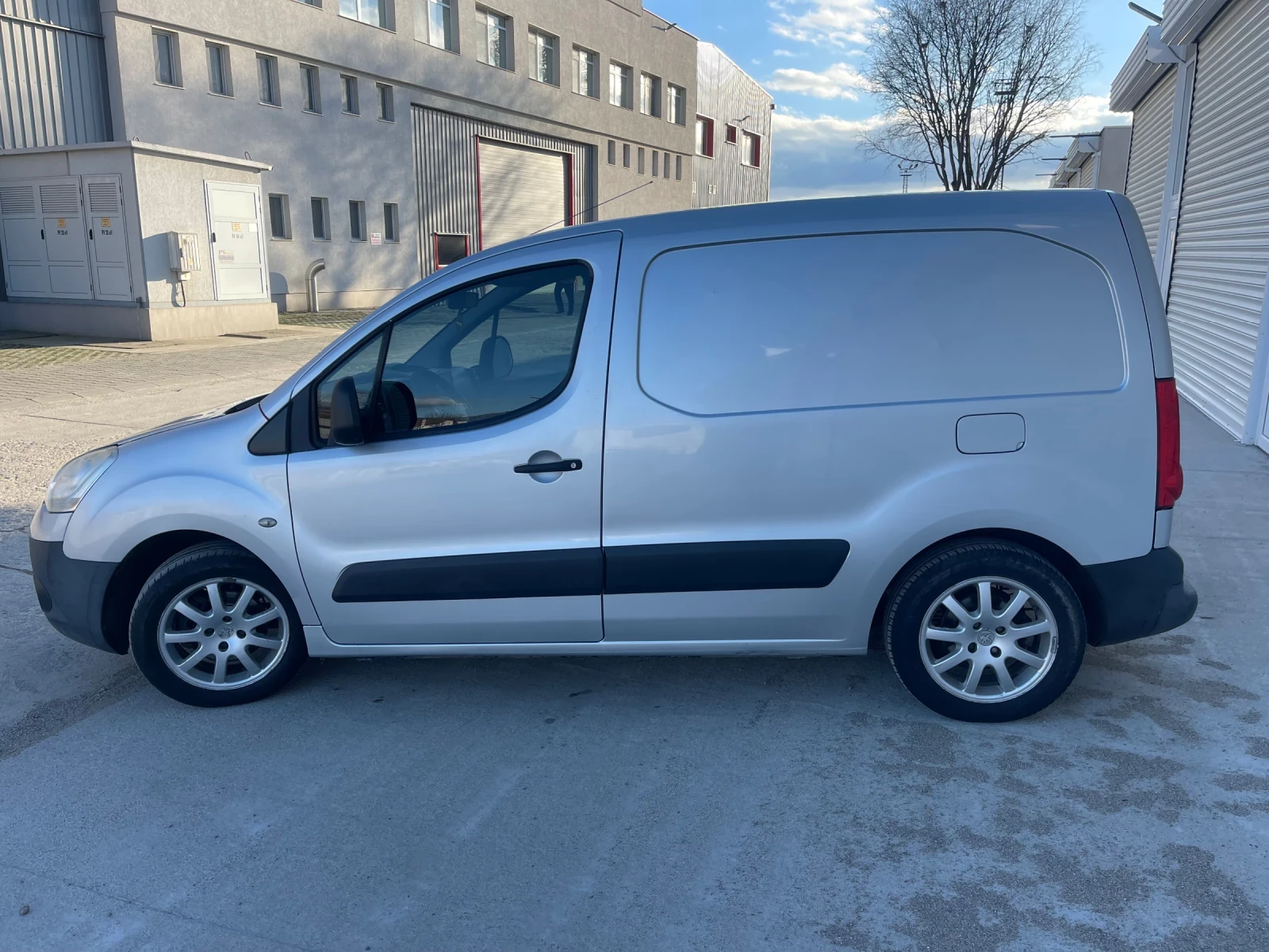 Citroen Berlingo 1.6 HDI - изображение 4