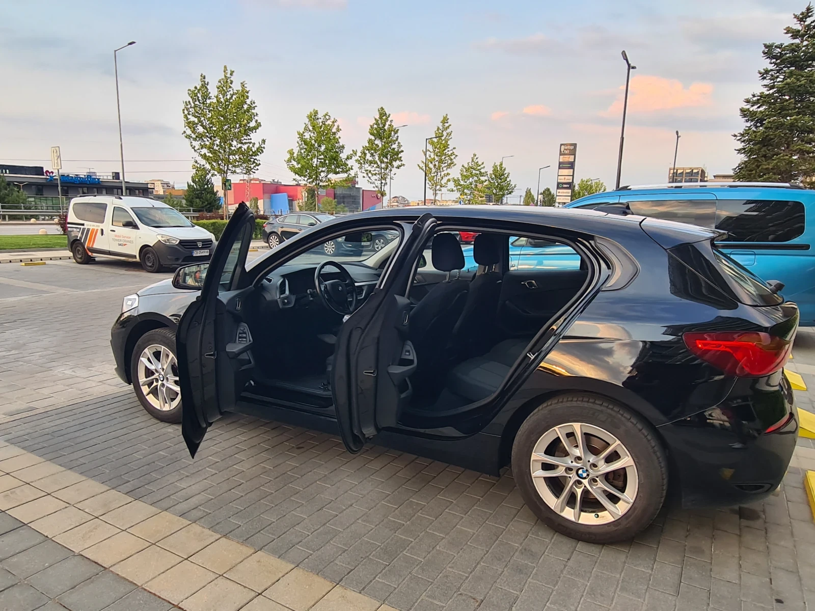 BMW 116 I, в лизинг, гаранция Декра до Юли 2027 - изображение 8