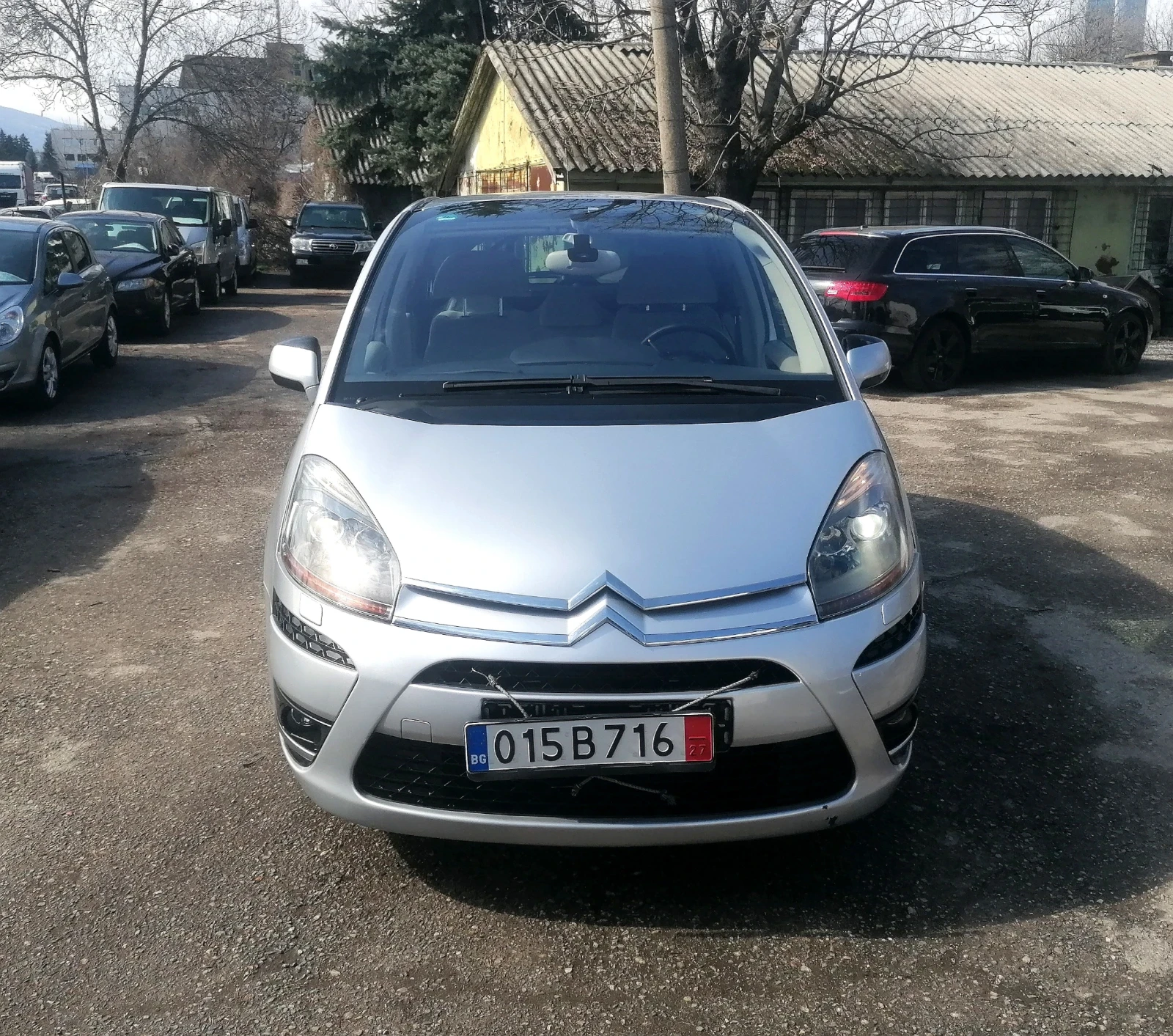 Citroen C4 Picasso 2.0 HDI 136 к.с. Автоматик, снимка 8 - Автомобили и джипове - 53722980