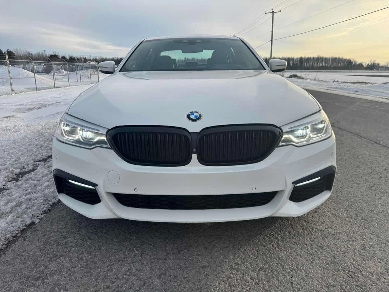 BMW 540 * 540i xDrive * CARFAX * ЦЕНА ДО БГ, снимка 2 - Автомобили и джипове - 53903484