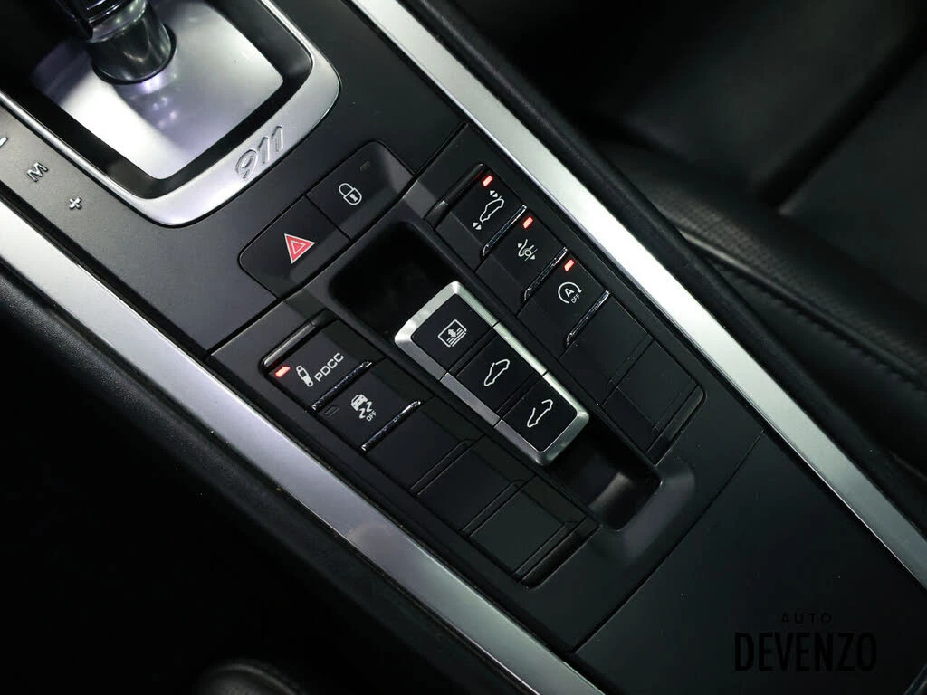 Porsche 911 Turbo Coupe AWD * PDK * АвтоКредит * (Цена до БГ), снимка 13 - Автомобили и джипове - 53917060