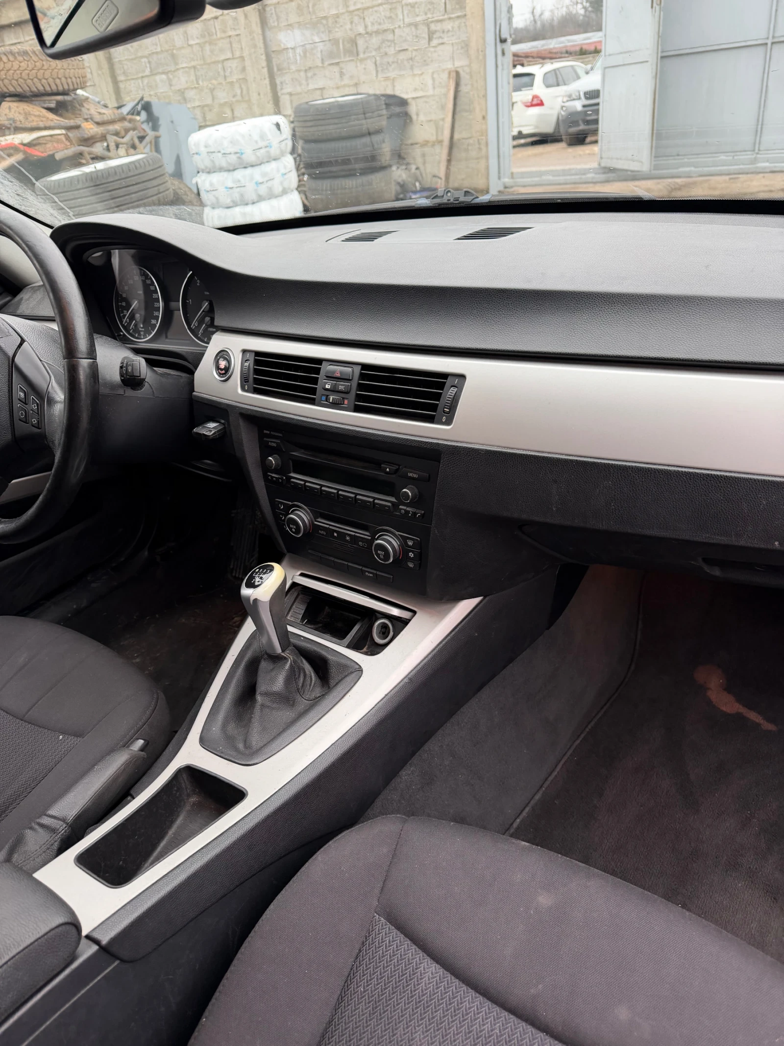 BMW 320 177 кс, снимка 7 - Автомобили и джипове - 54049366