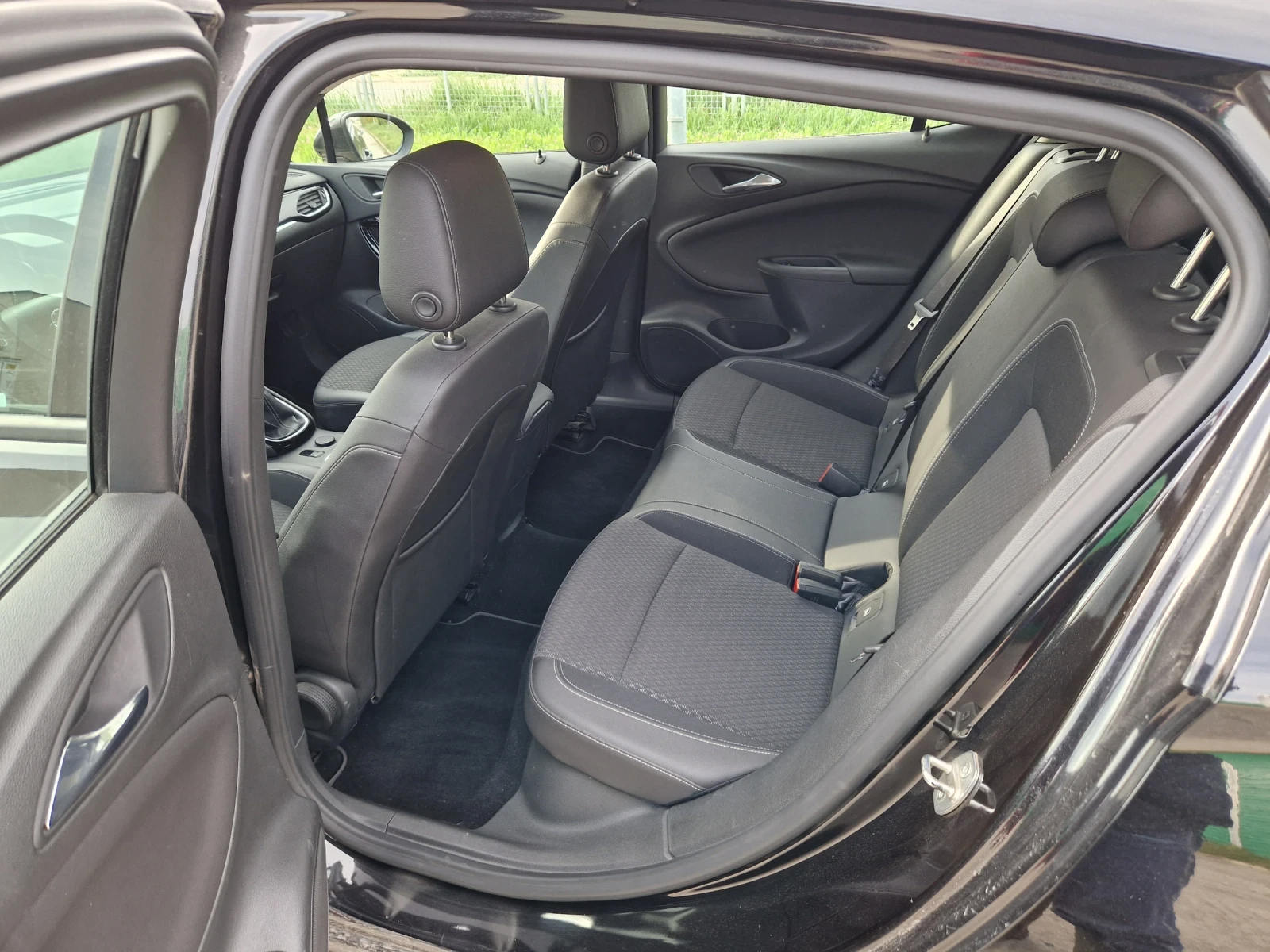 Opel Astra, снимка 7 - Автомобили и джипове - 54256854