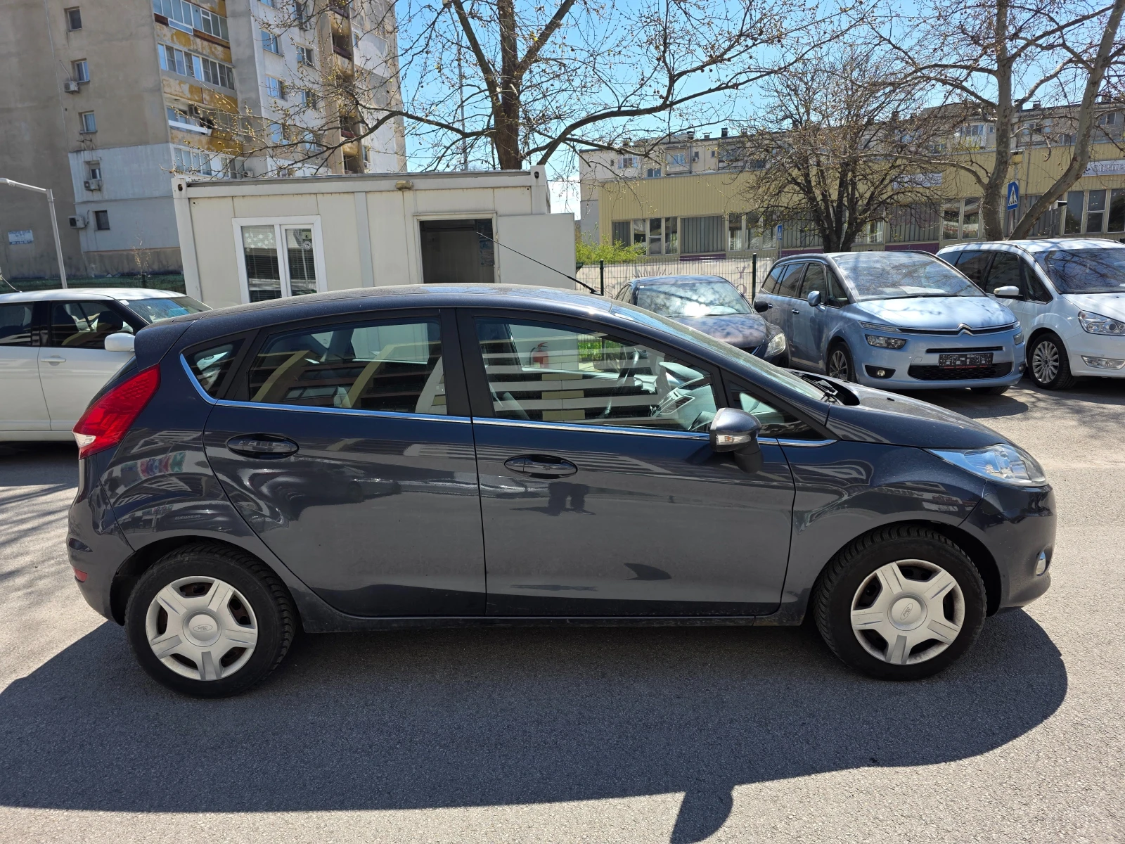 Ford Fiesta 1.25, снимка 6 - Автомобили и джипове - 54518676