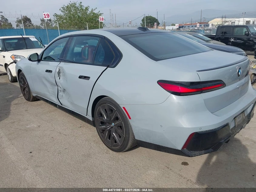 BMW 740 3.0l I, снимка 3 - Автомобили и джипове - 54574360