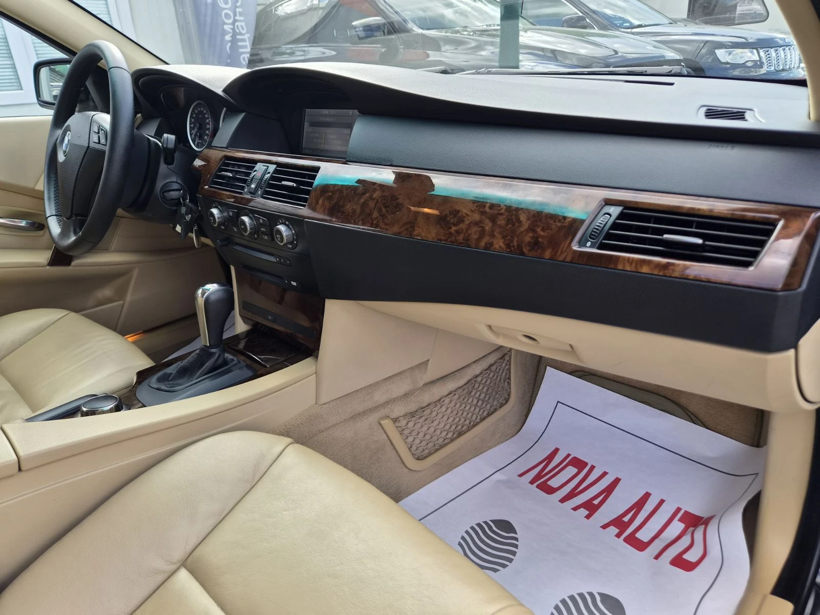 BMW 520 D-163кс-AUTOMATIC, снимка 11 - Автомобили и джипове - 54918317