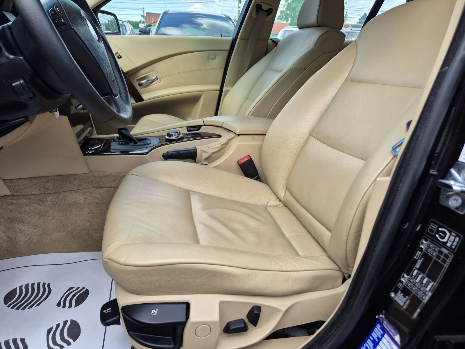BMW 520 D-163кс-AUTOMATIC, снимка 7 - Автомобили и джипове - 54918317
