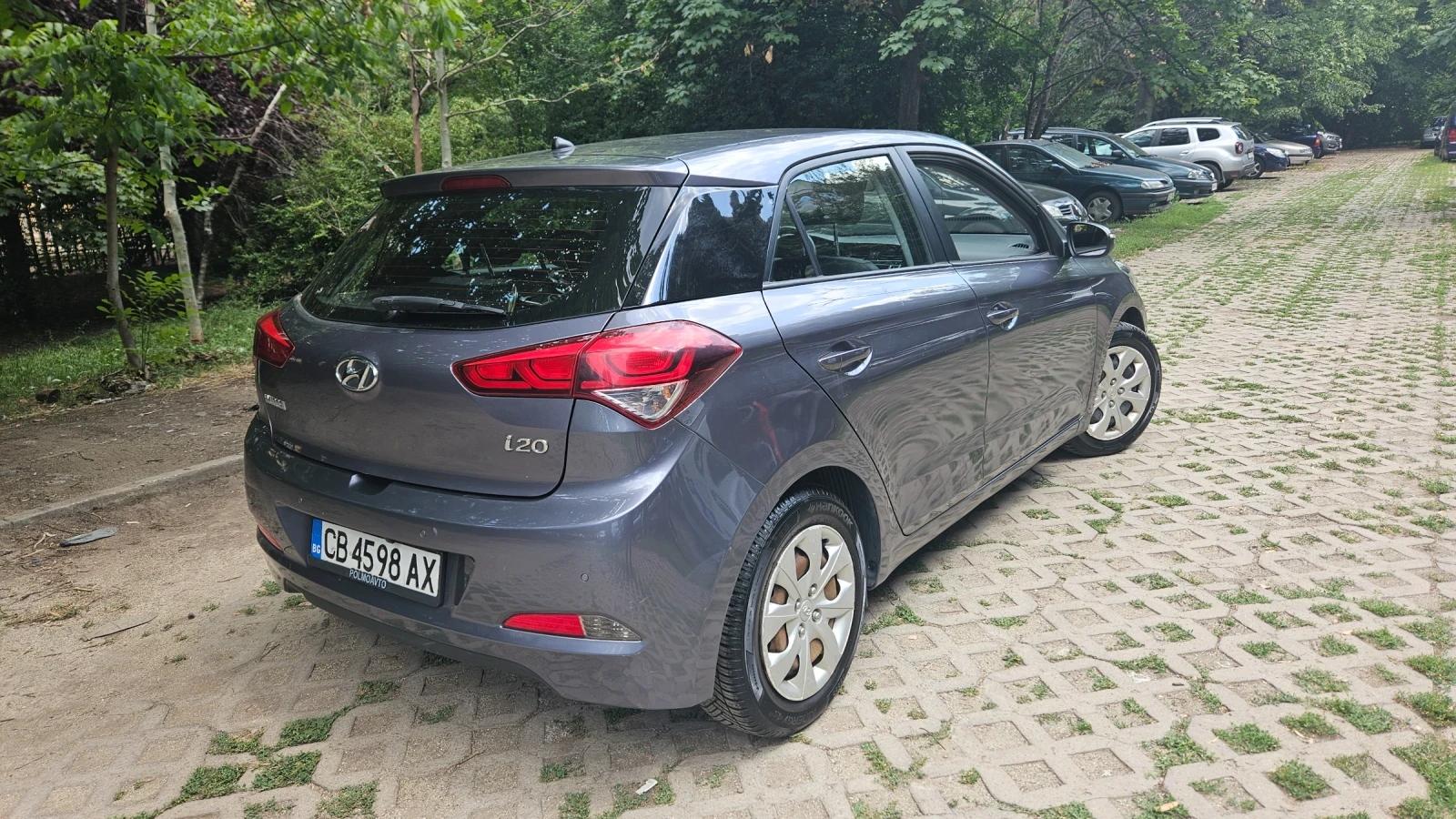 Hyundai I20 I20, снимка 3 - Автомобили и джипове - 55330167