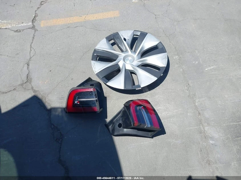 Tesla Model Y * Awd/Long Range* Dual Motor* , снимка 15 - Автомобили и джипове - 55584013
