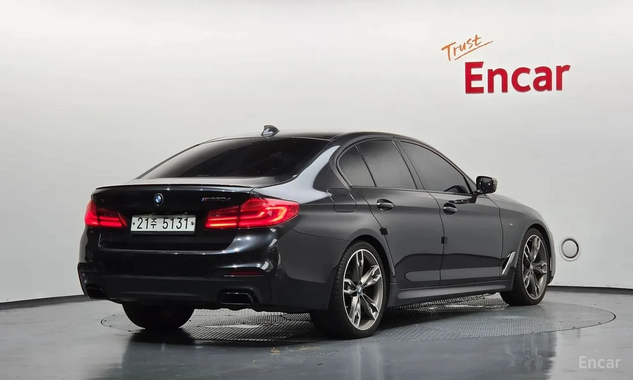 BMW 550 M550d xDrive | Подгрев| Обдухване| Soft close| , снимка 2 - Автомобили и джипове - 55629846