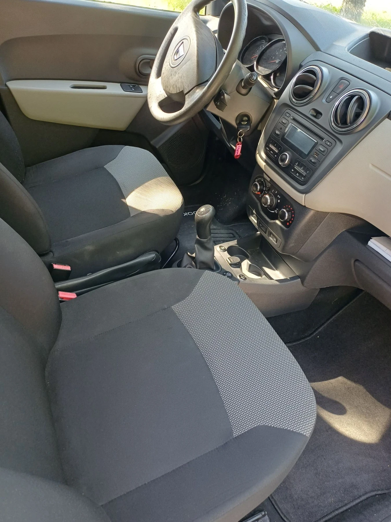 Dacia Dokker 1.6 102 LPG, снимка 13 - Автомобили и джипове - 55931602