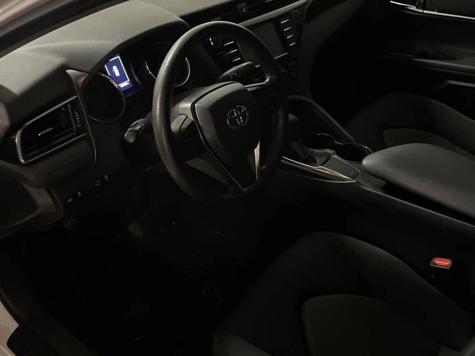 Toyota Camry * Auto * CARFAX * ОПЦИЯ ЗА ФИНАНСИРАНЕ, снимка 5 - Автомобили и джипове - 55983875