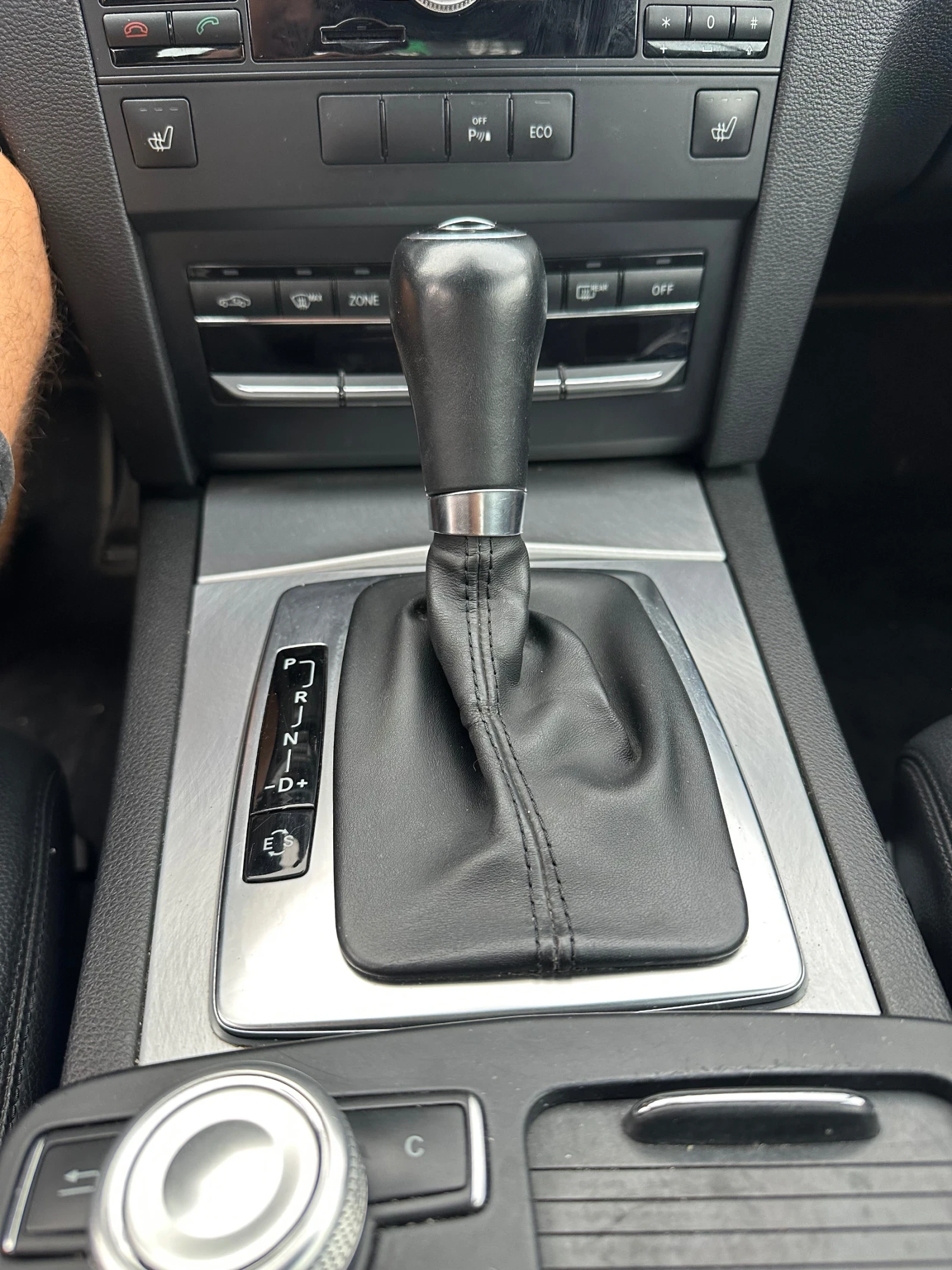 Mercedes-Benz E 220 E220, снимка 8 - Автомобили и джипове - 56166641