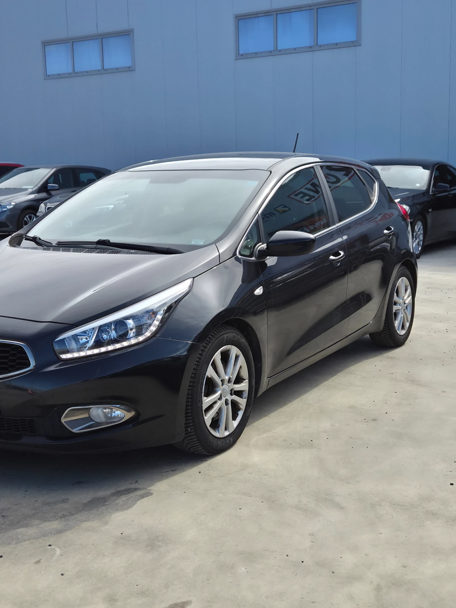 Kia Ceed CRDi HIGH TECH лизинг без първоначална вноска , снимка 3 - Автомобили и джипове - 56172788