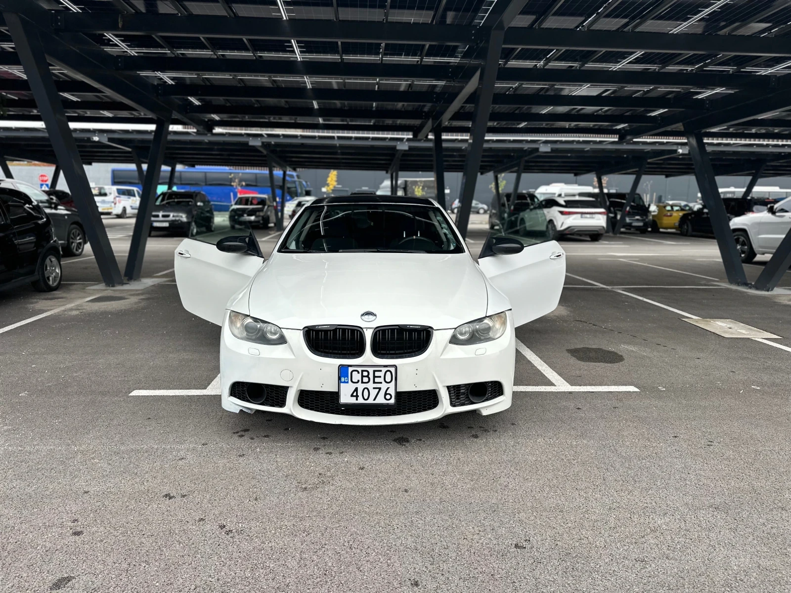 BMW 320, снимка 2 - Автомобили и джипове - 56522152