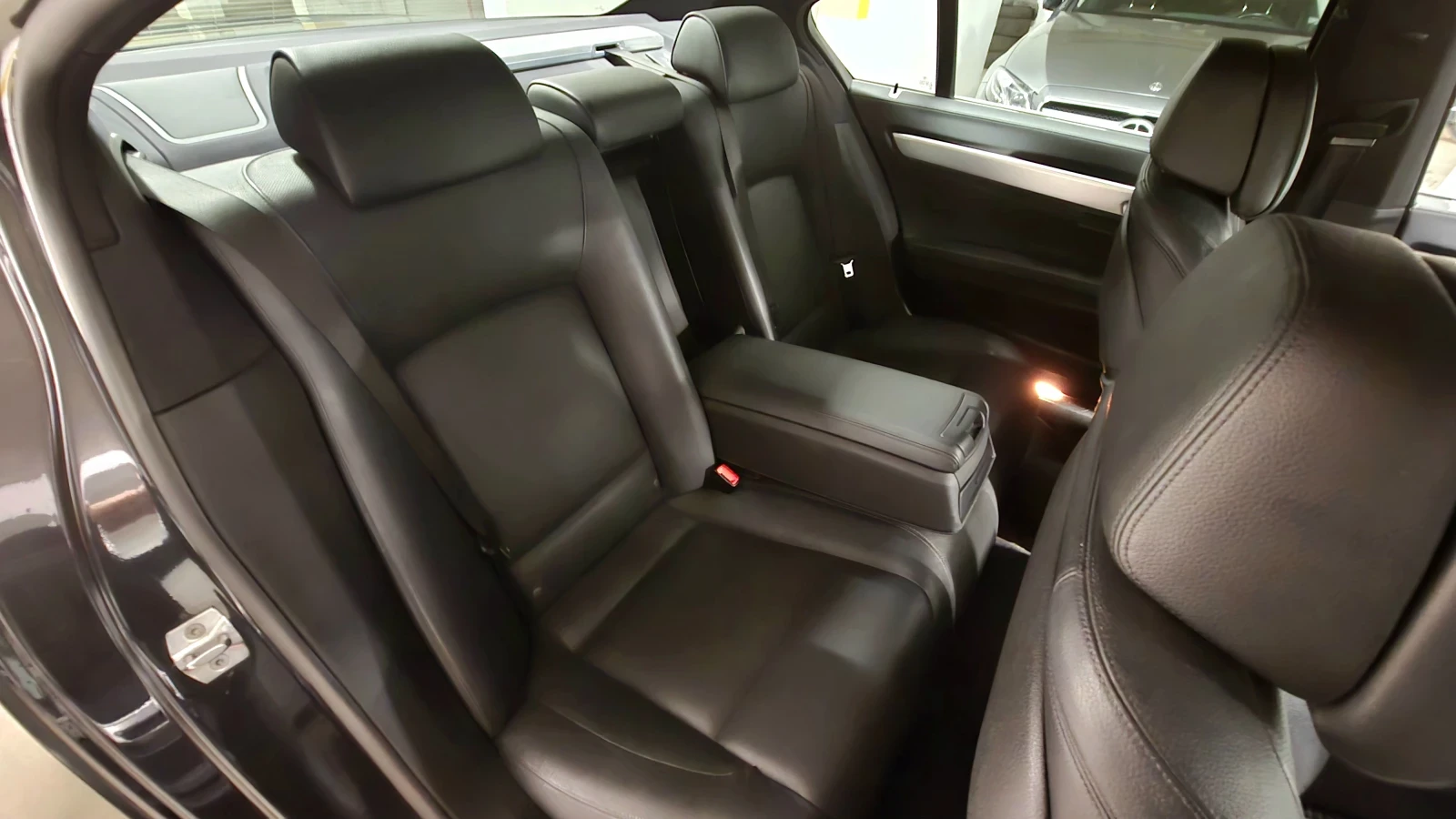 BMW 740 M-Paket , снимка 14 - Автомобили и джипове - 56571722