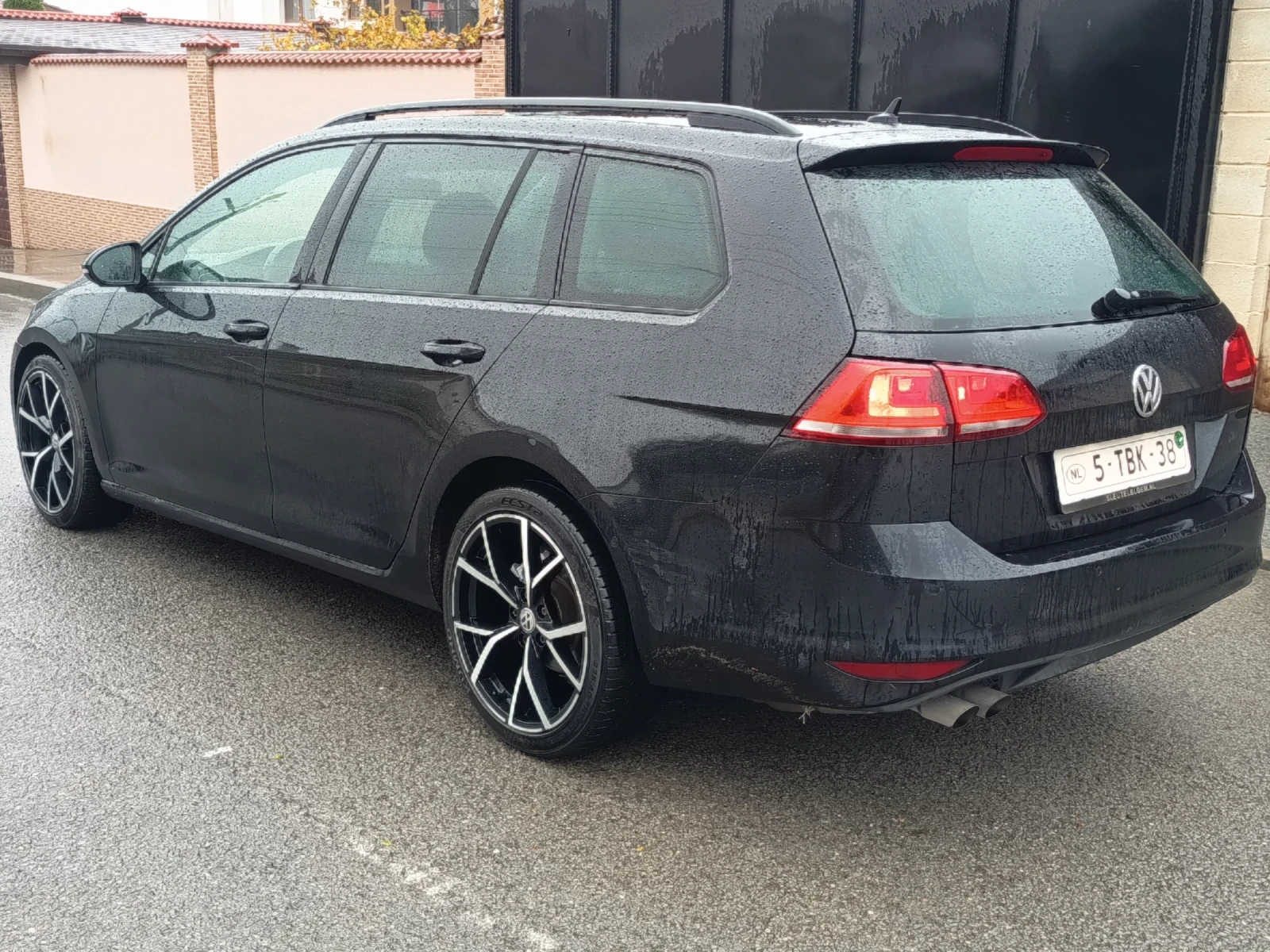 VW Golf Variant 2.0tdi HIGHLINE DSG 150hp, снимка 6 - Автомобили и джипове - 56725562