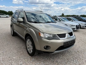 Mitsubishi Outlander 2.0d* 140k.c* 4x4* 7-местен* Подгрев* , снимка 2