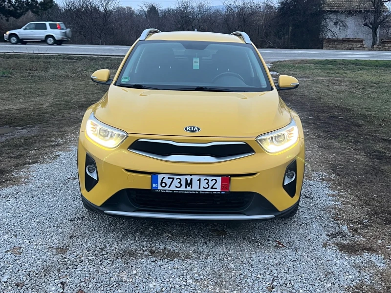 Kia Stonic 63 хил. Км, снимка 1 - Автомобили и джипове - 48499253