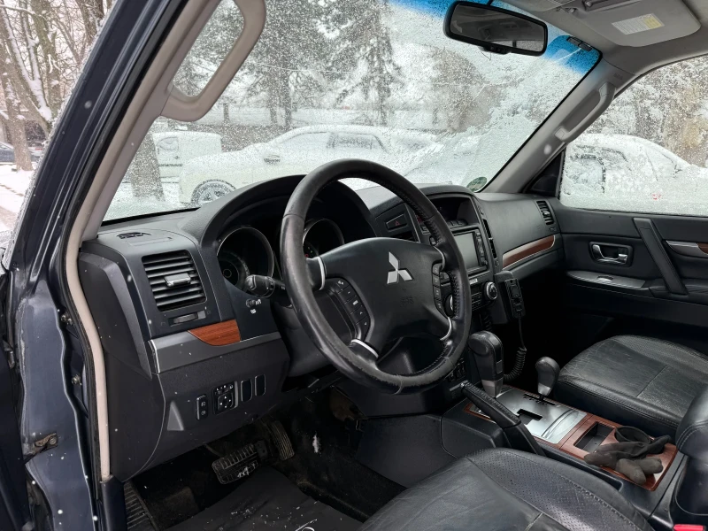 Mitsubishi Pajero БАРТЕР* 3.2DID* Автоматик* 7места, снимка 11 - Автомобили и джипове - 49170418