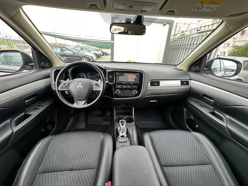 Mitsubishi Outlander PHEV, снимка 10 - Автомобили и джипове - 49245763