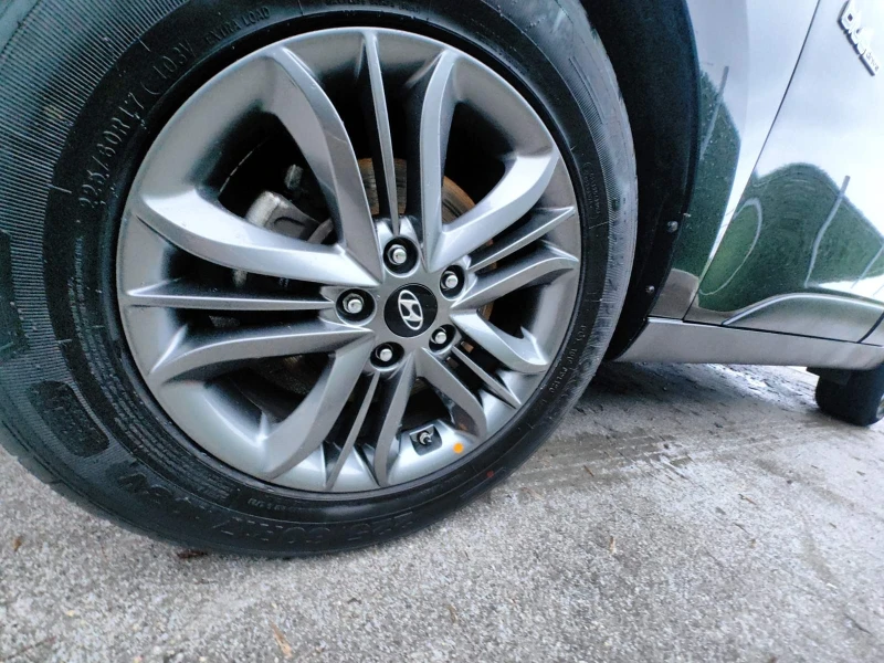Hyundai IX35 1.7 CRDi Inventive Blue 2WD NAVI PANORAMA ПОДГРЕВИ, снимка 17 - Автомобили и джипове - 52195497
