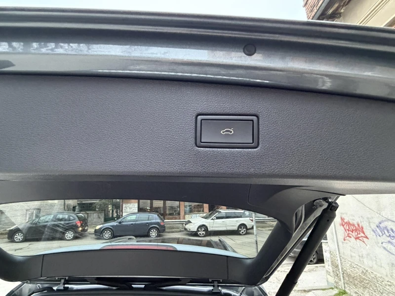 VW Tiguan, снимка 8 - Автомобили и джипове - 53022824