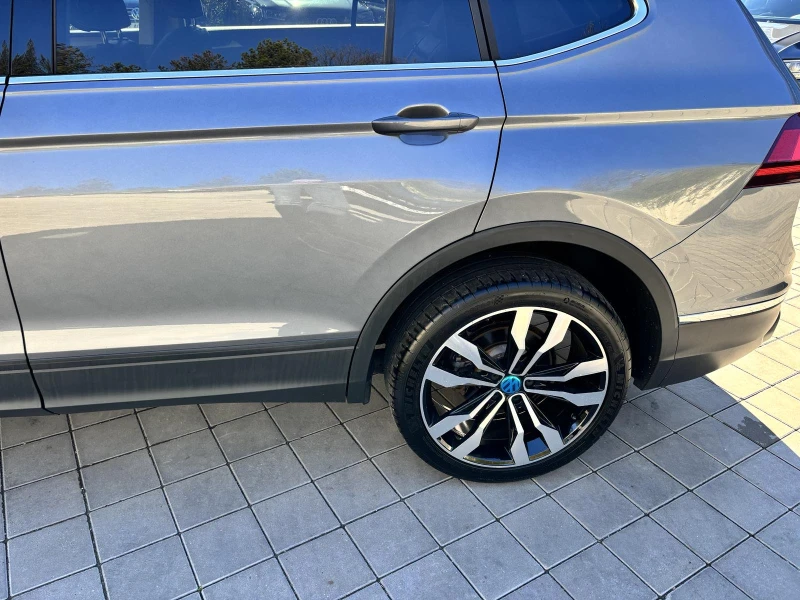 VW Tiguan, снимка 4 - Автомобили и джипове - 53022824