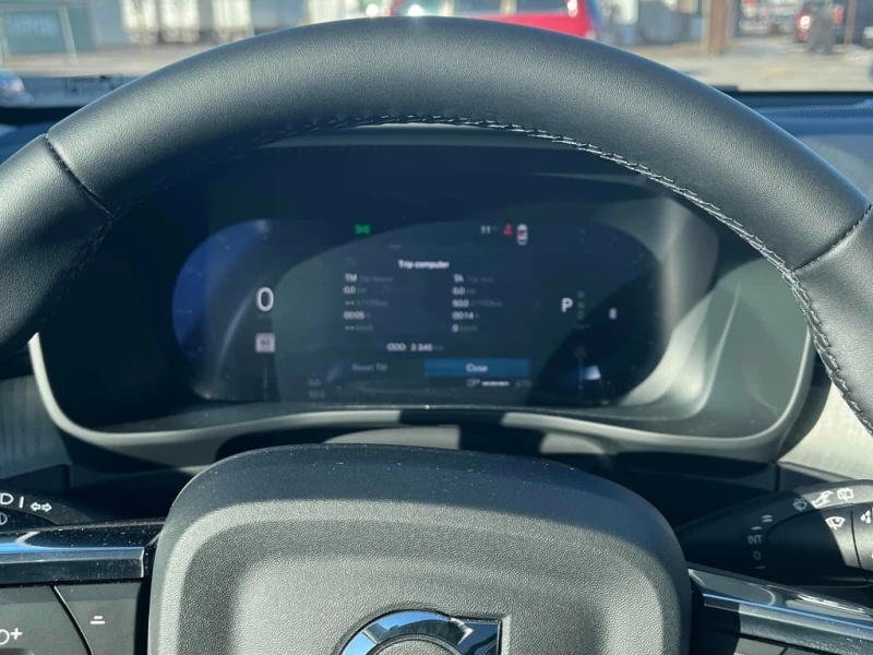 Volvo XC40 * Ultra Dark Theme * CARFAX * БЕЗ ПЪРВОНАЧАЛНА ВНО, снимка 8 - Автомобили и джипове - 53062902