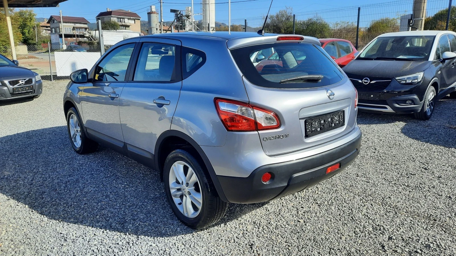 Nissan Qashqai 1.6i 117кс - изображение 3