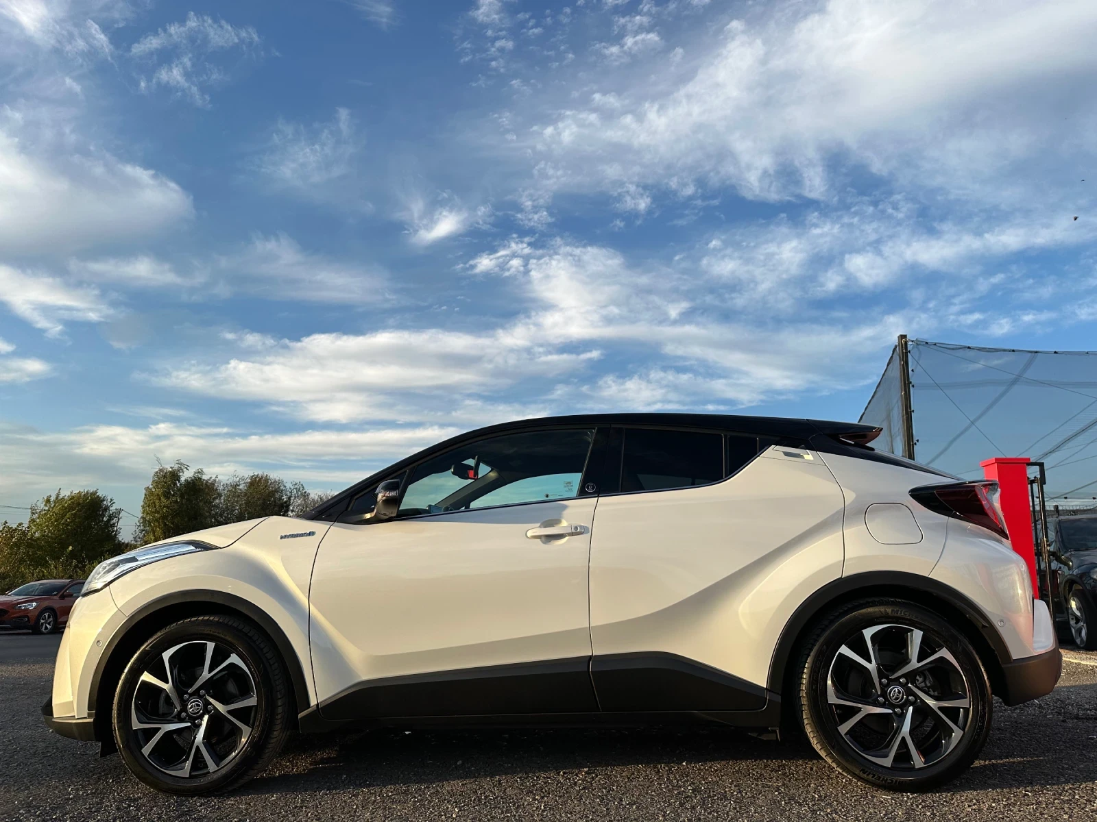 Toyota C-HR 2.0 HYBRID 184K.C ГЕРМАНИЯ ГАРАНЦИЯ!!! - изображение 8