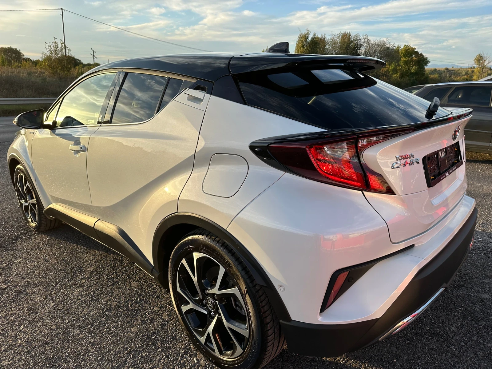 Toyota C-HR 2.0 HYBRID 184K.C ГЕРМАНИЯ ГАРАНЦИЯ!!! - изображение 7