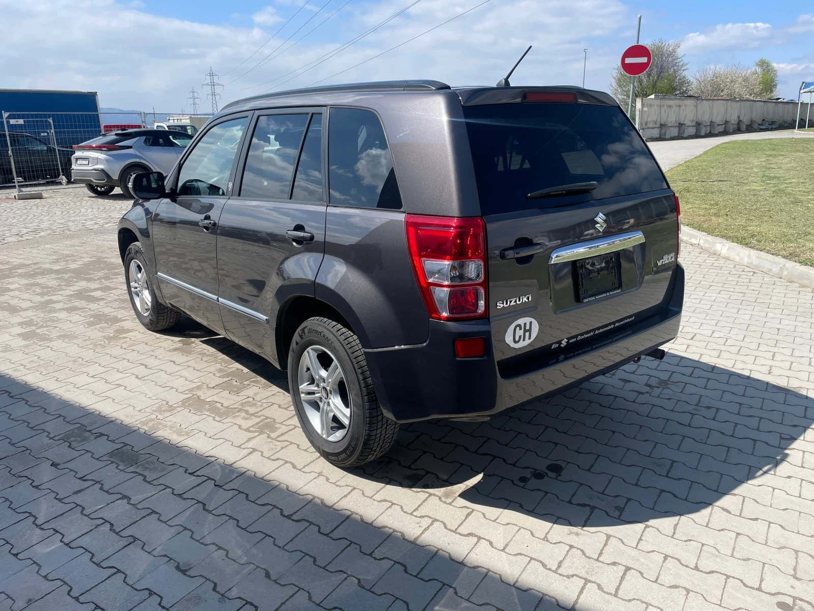 Suzuki Grand vitara 2.4i/Автоматик/Камера/SWISS - изображение 10